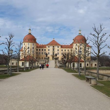 Ferienwohnung Moritzburg Mit Pool Экстерьер фото