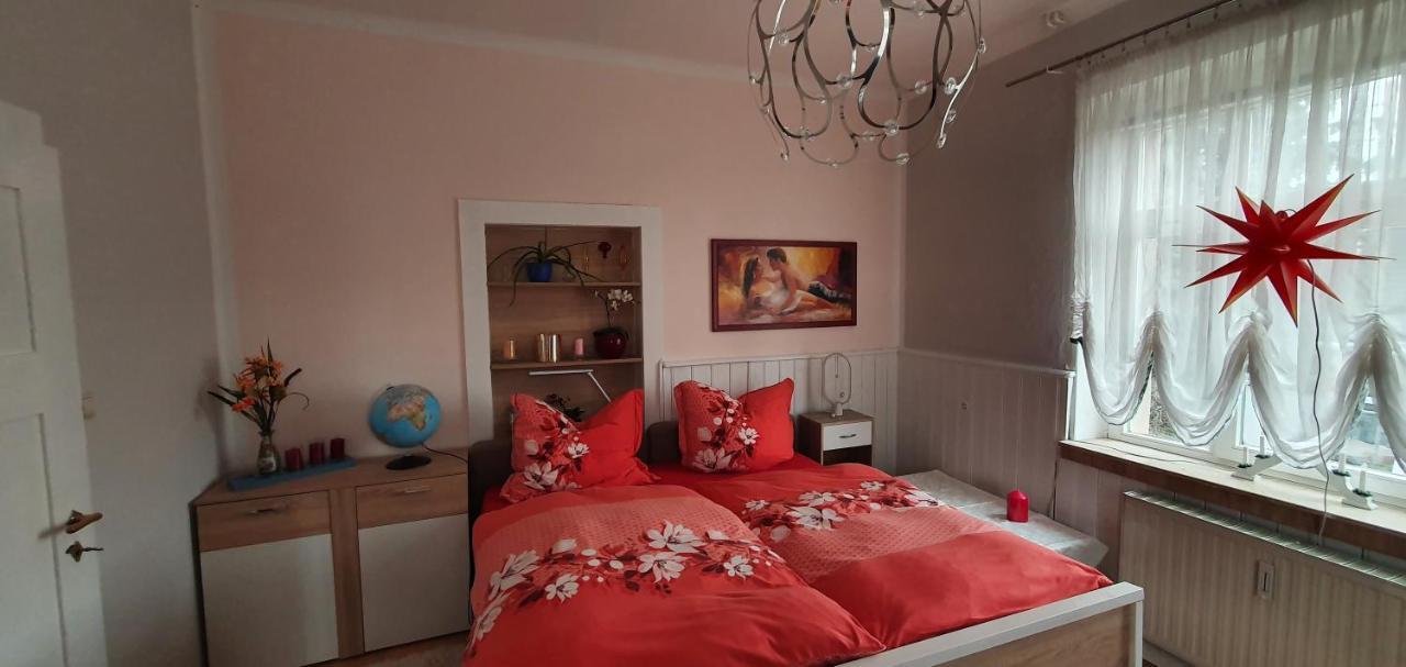 Ferienwohnung Moritzburg Mit Pool Экстерьер фото