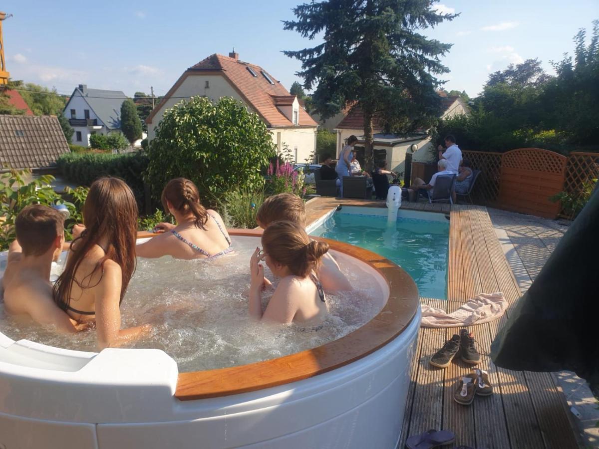 Ferienwohnung Moritzburg Mit Pool Экстерьер фото
