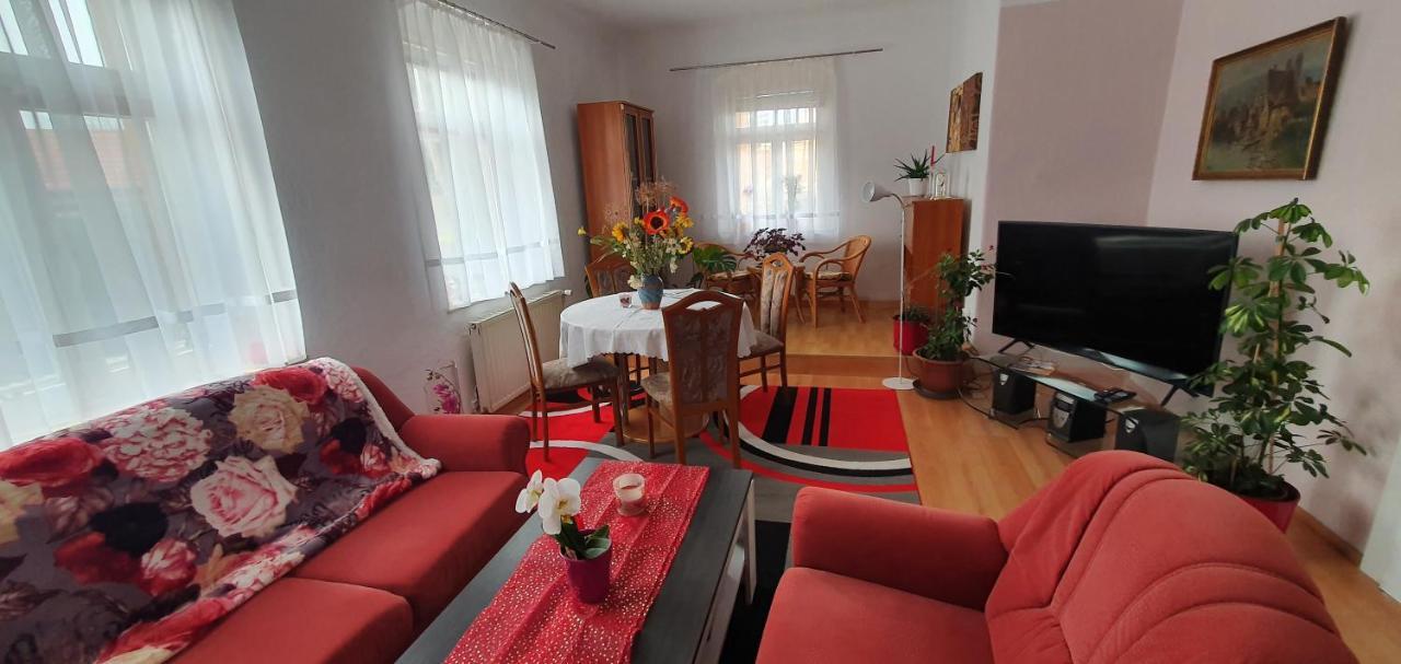Ferienwohnung Moritzburg Mit Pool Экстерьер фото